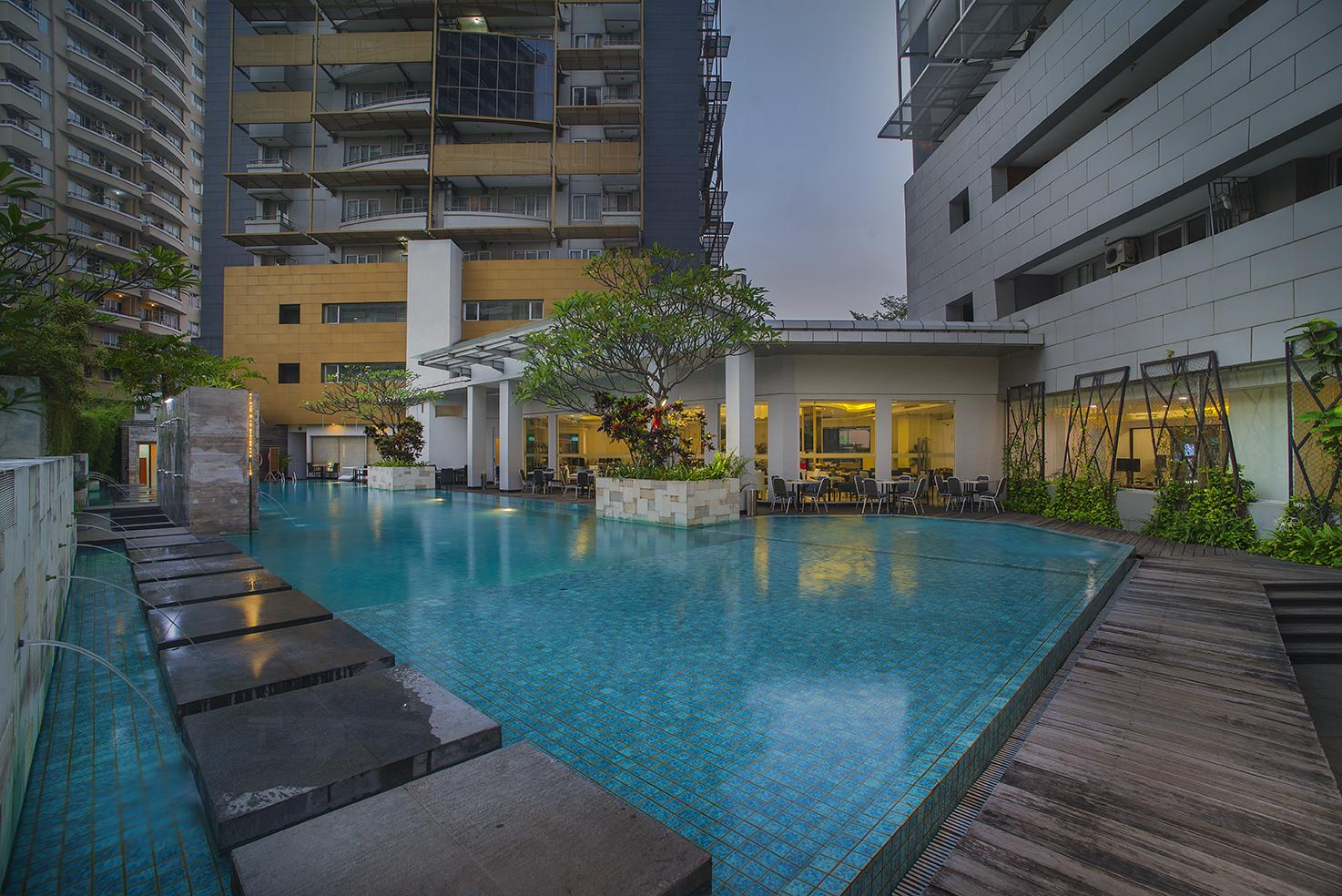 El Hotel Jakarta Exterior foto