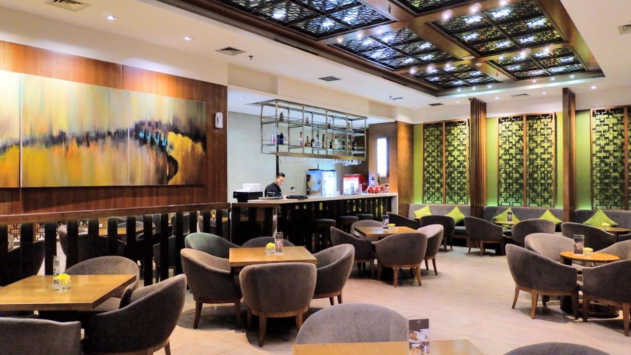 El Hotel Jakarta Exterior foto