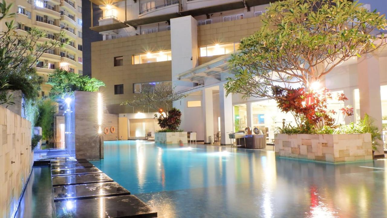 El Hotel Jakarta Exterior foto