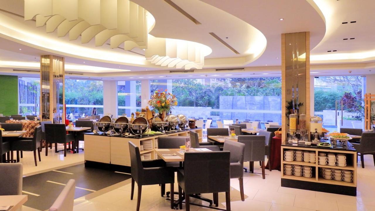 El Hotel Jakarta Exterior foto